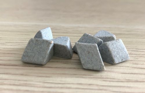 Đá Ceramic Thô Tam Giác Xiên